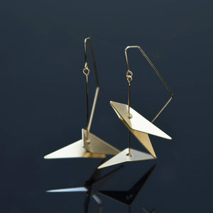 Vince Earrings: Satin Gold